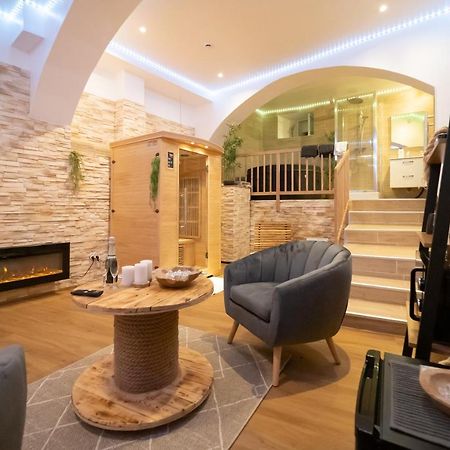 Le Spa De La Cathedrale - Jacuzzi - Sauna - Champagne - Netflix - Wifi Троа Екстериор снимка